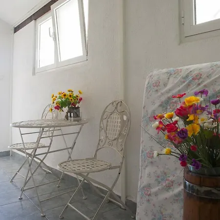 בית הארחה Summer Bay 3*