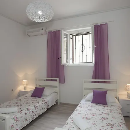 Casa de hóspedes Summer Bay 3*